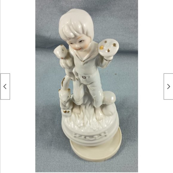 Vintage Small World Musical Spinning Ceramic Pearlescent White Gold Boy Figurine - Picture 2 of 8